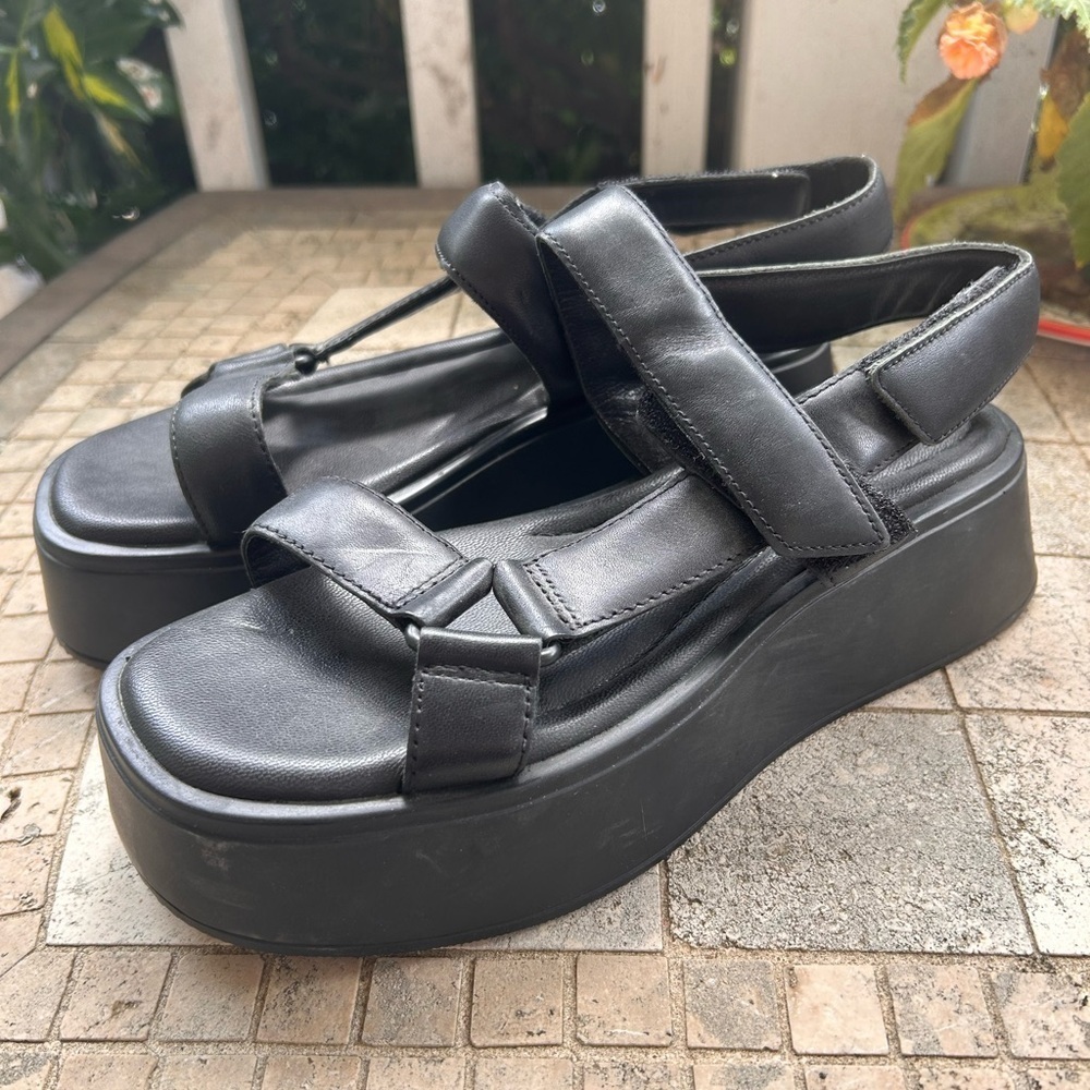 Vegabond Shoemakers Courtney Black Platform Sandals sz 37(US 7) nwob